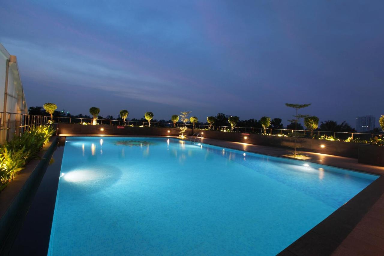 Monsoon Empress Kochi Hotel Exterior photo